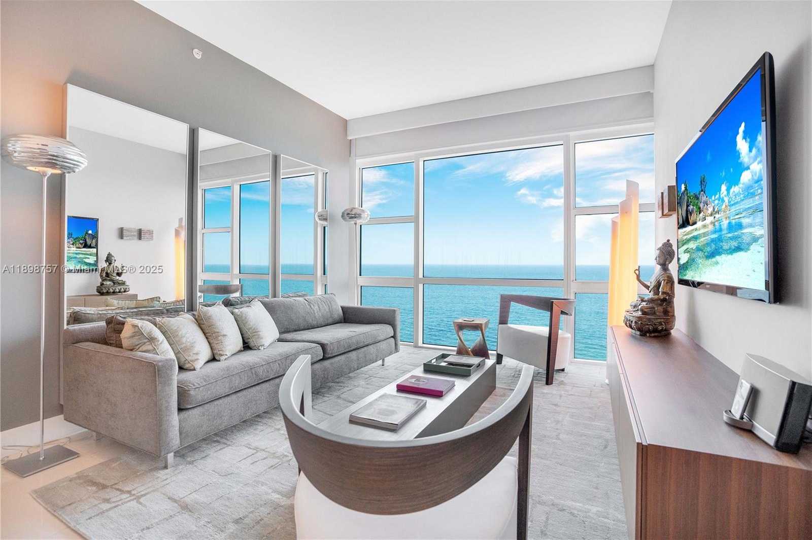 Small Image of 6801 COLLINS AVE #PH-17, Miami Beach Number 19