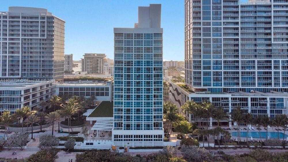 Small Image of 6801 COLLINS AVE #PH-17, Miami Beach Number 4