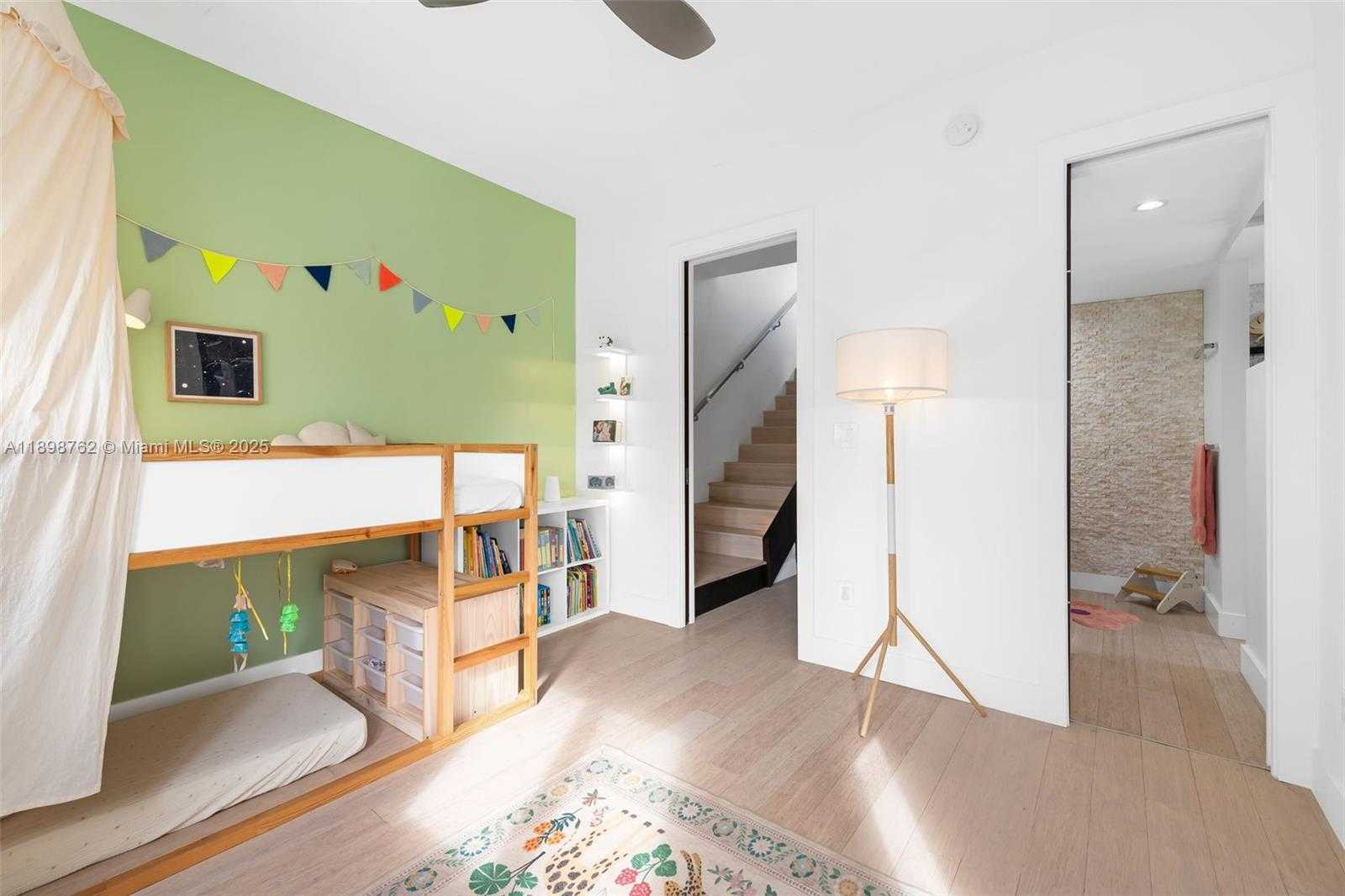 Small Image of 1024 LENOX AVE #4, Miami Beach Number 13