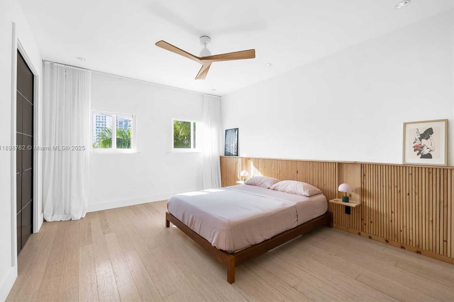 Small Image of 1024 LENOX AVE #4, Miami Beach Number 17