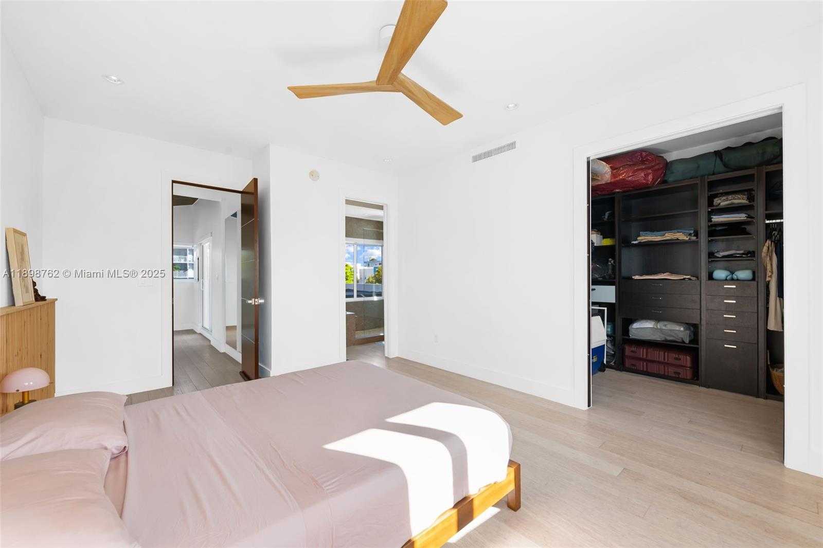 Small Image of 1024 LENOX AVE #4, Miami Beach Number 18