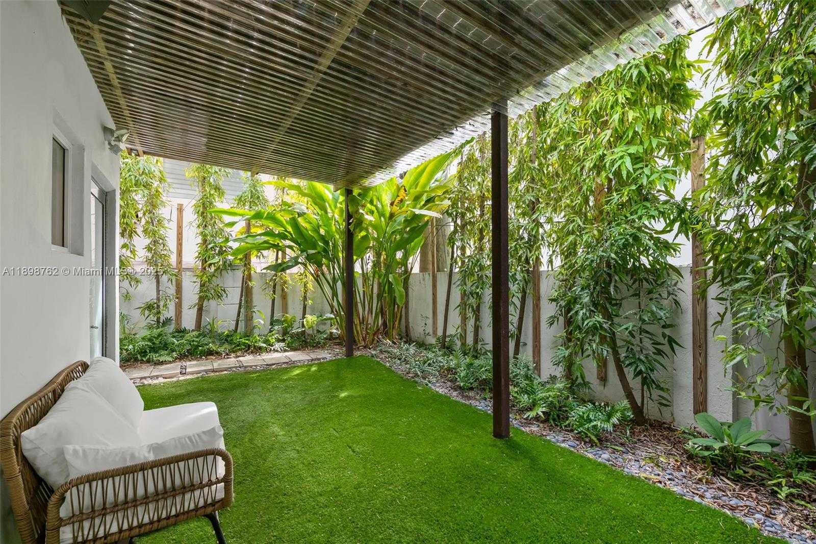 Small Image of 1024 LENOX AVE #4, Miami Beach Number 22