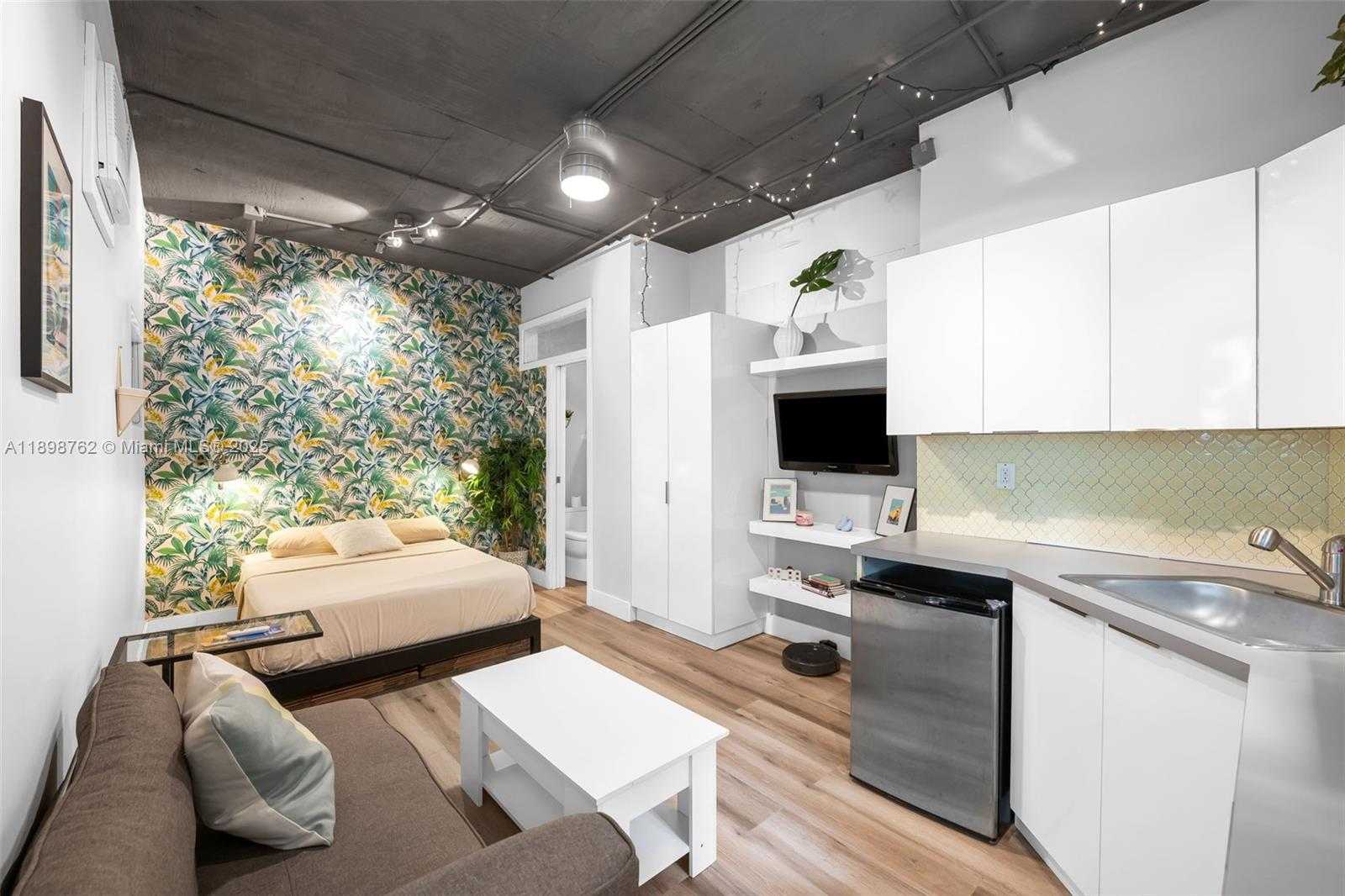 Small Image of 1024 LENOX AVE #4, Miami Beach Number 23