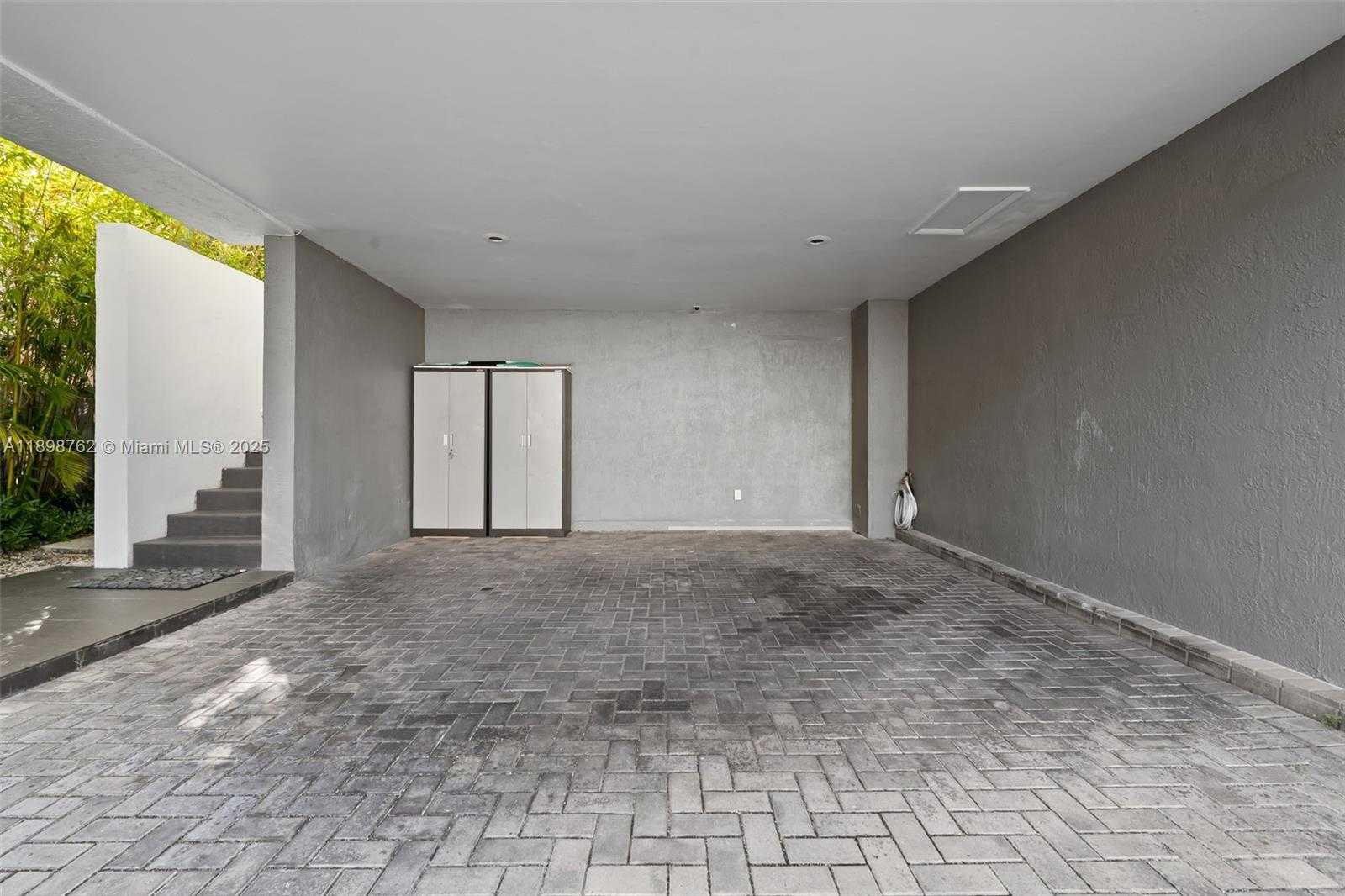 Small Image of 1024 LENOX AVE #4, Miami Beach Number 27