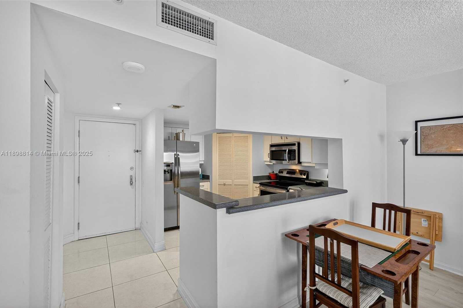 Small Image of 701 BRICKELL KEY BLVD #1108, Miami Number 11