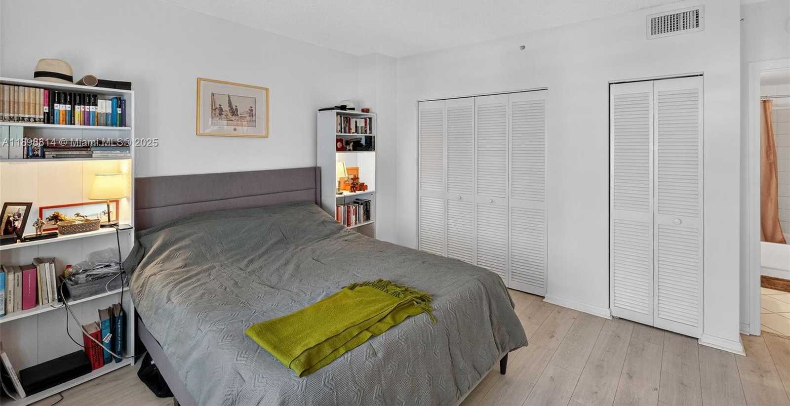 Small Image of 701 BRICKELL KEY BLVD #1108, Miami Number 12