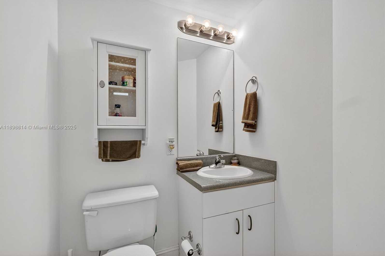 Small Image of 701 BRICKELL KEY BLVD #1108, Miami Number 16