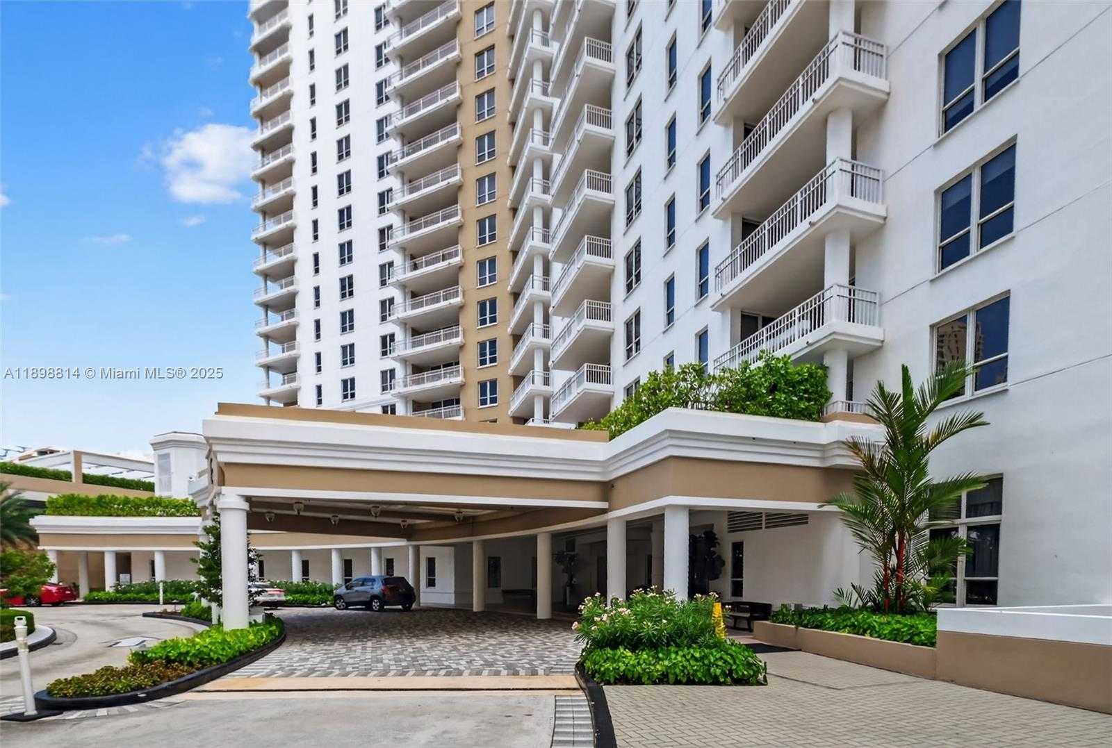 Small Image of 701 BRICKELL KEY BLVD #1108, Miami Number 22
