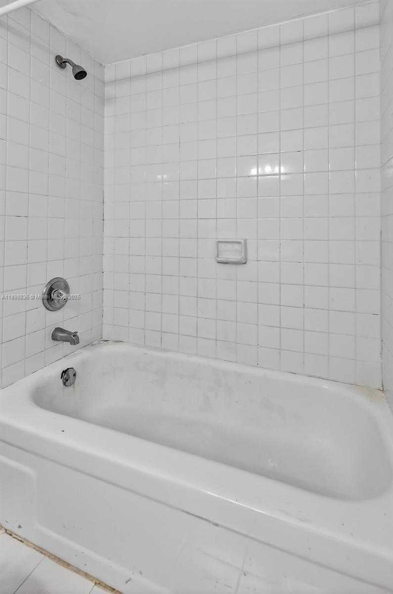 Small Image of 5900 SOUTH WEST 127TH AVE #3113, Miami Number 20