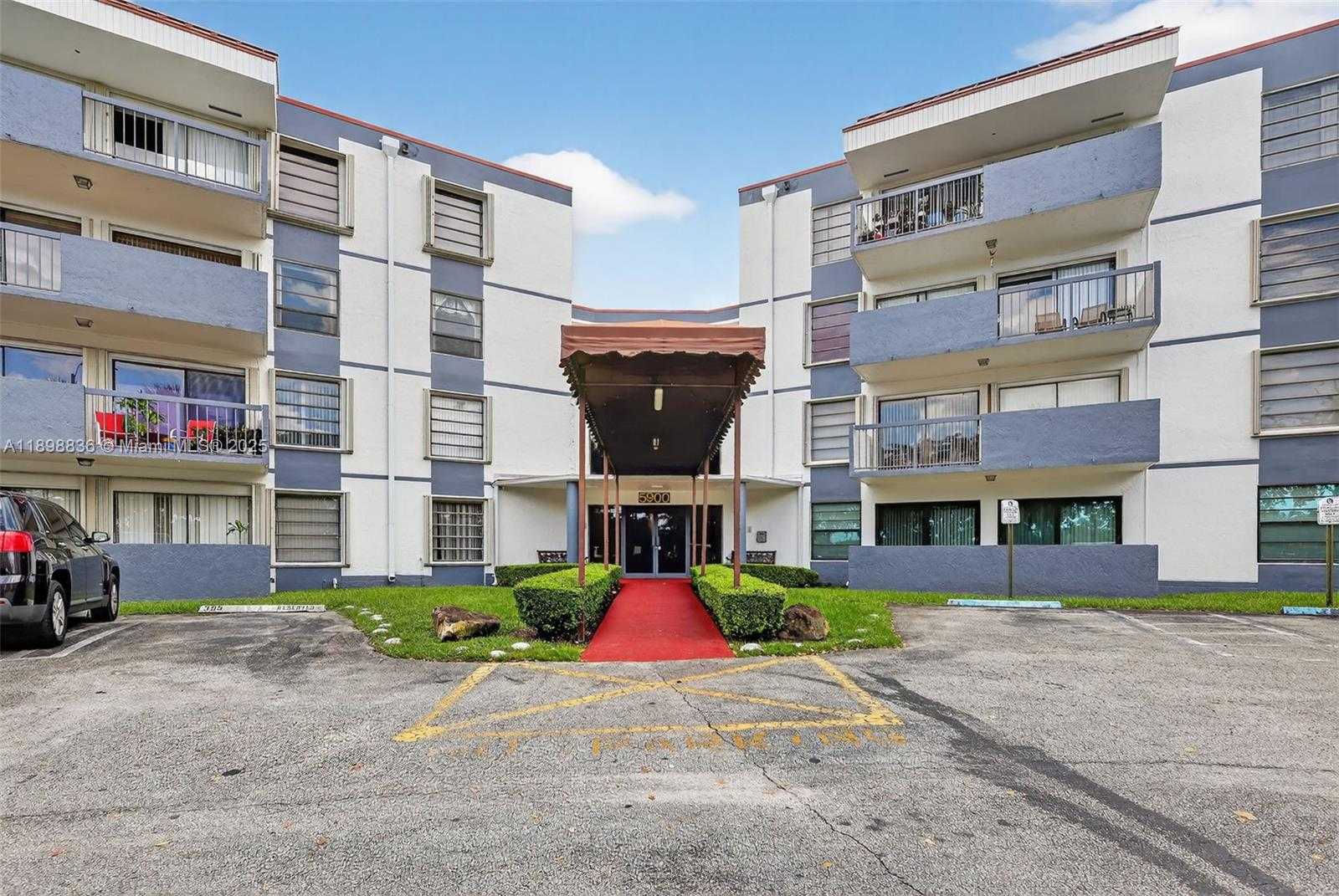 Small Image of 5900 SOUTH WEST 127TH AVE #3113, Miami Number 35