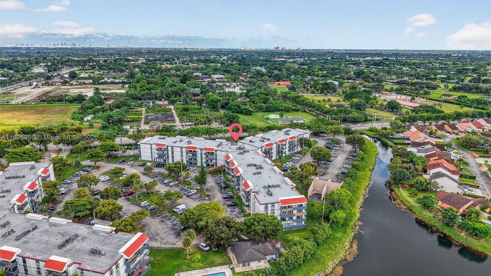 Small Image of 5900 SOUTH WEST 127TH AVE #3113, Miami Number 52