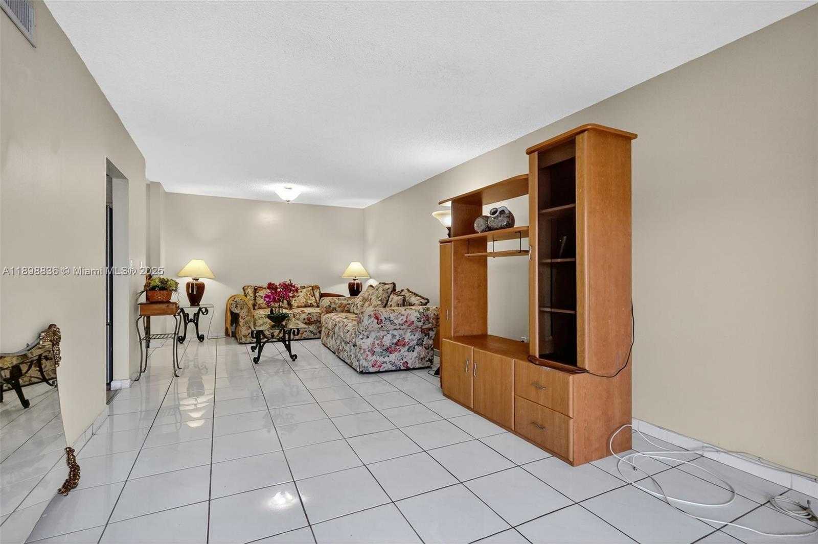 Small Image of 5900 SOUTH WEST 127TH AVE #3113, Miami Number 9