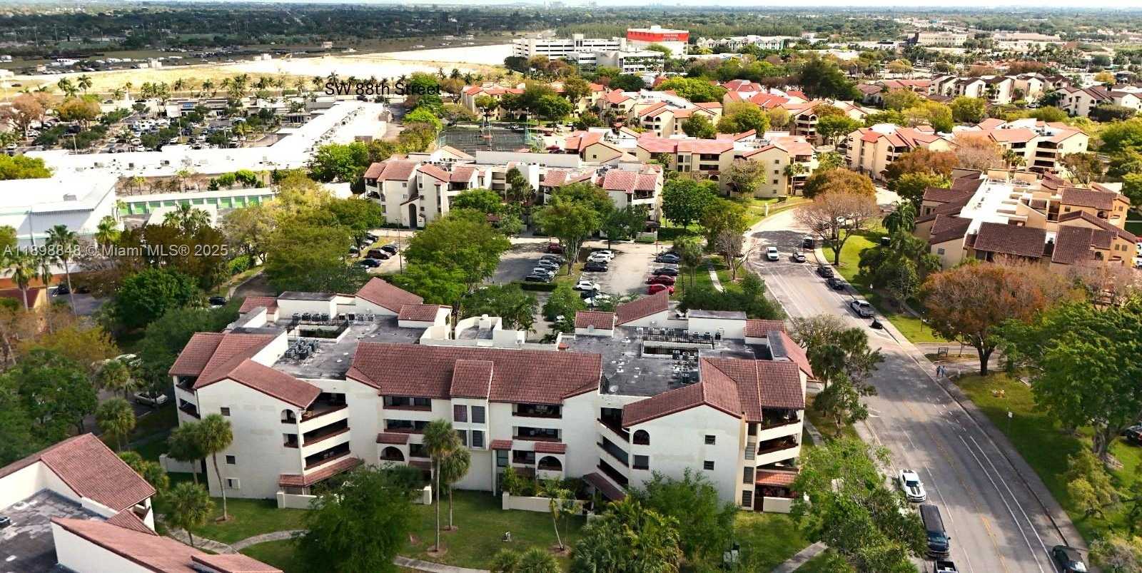 Small Image of 9030 SOUTH WEST 125TH AVE #E210, Miami Number 6