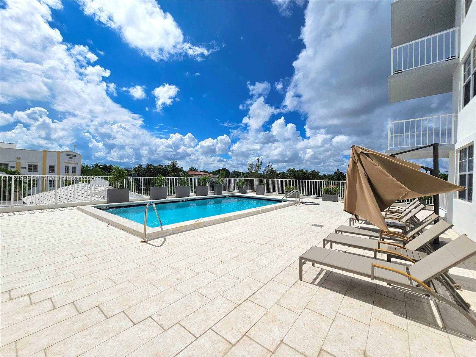 Small Image of 2829 INDIAN CREEK DR #605, Miami Beach Number 15