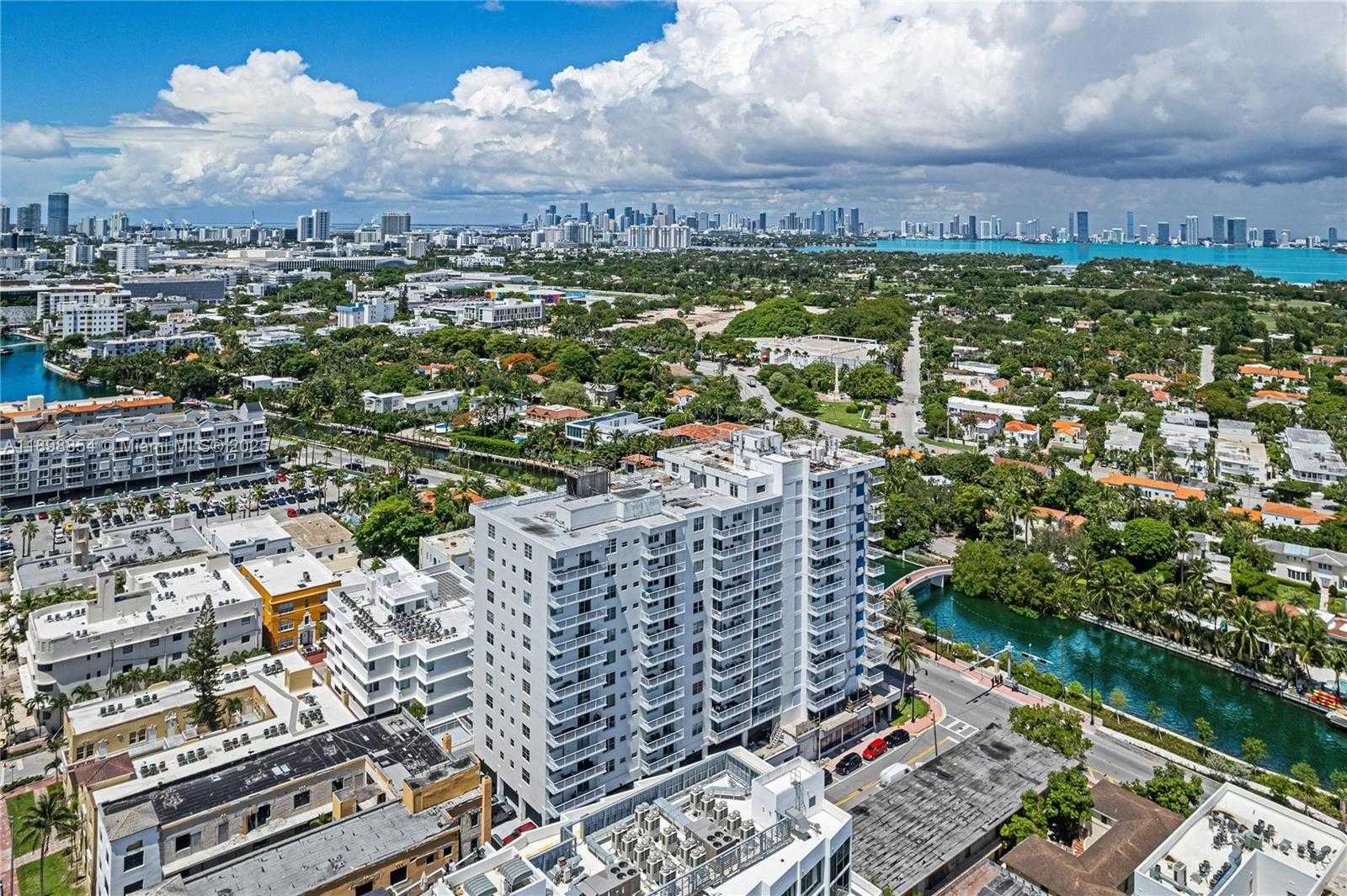 Small Image of 2829 INDIAN CREEK DR #605, Miami Beach Number 18
