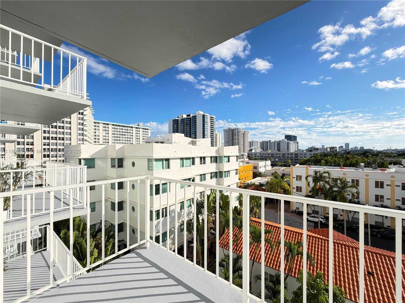 Small Image of 2829 INDIAN CREEK DR #605, Miami Beach Number 7