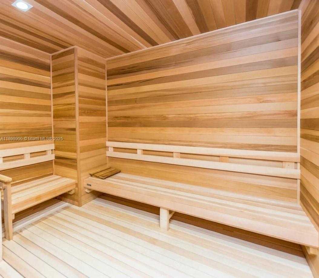 Imagen de Pequeño Objeto