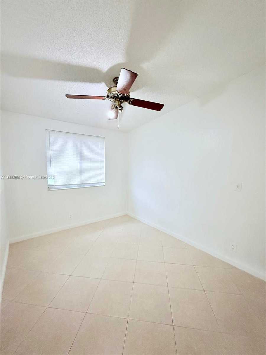 Small Image of 22279 WOODBORN DR, Boca Raton Number 10