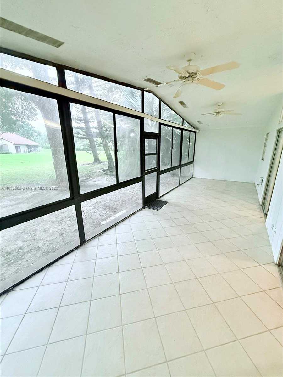 Small Image of 22279 WOODBORN DR, Boca Raton Number 6