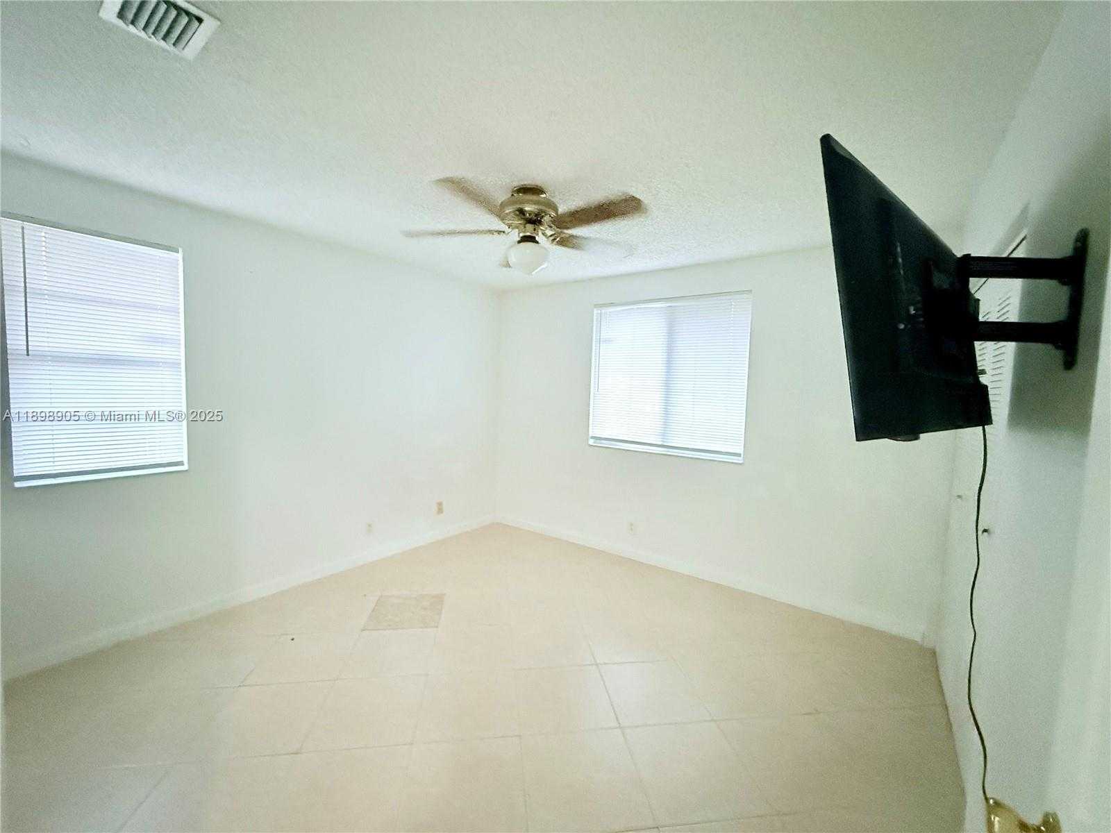 Small Image of 22279 WOODBORN DR, Boca Raton Number 9