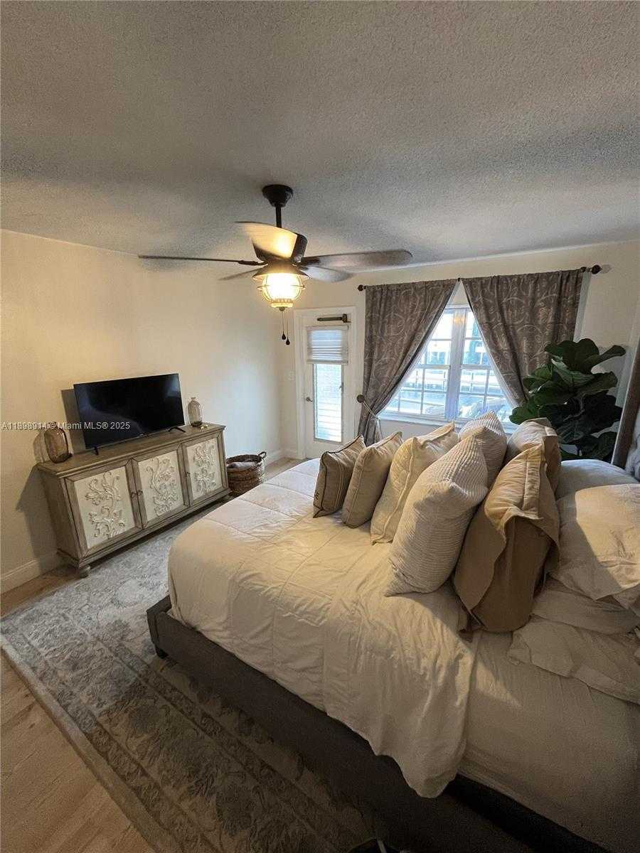 Small Image of 3050 NORTH EAST 48TH ST #205, Fort Lauderdale Number 13