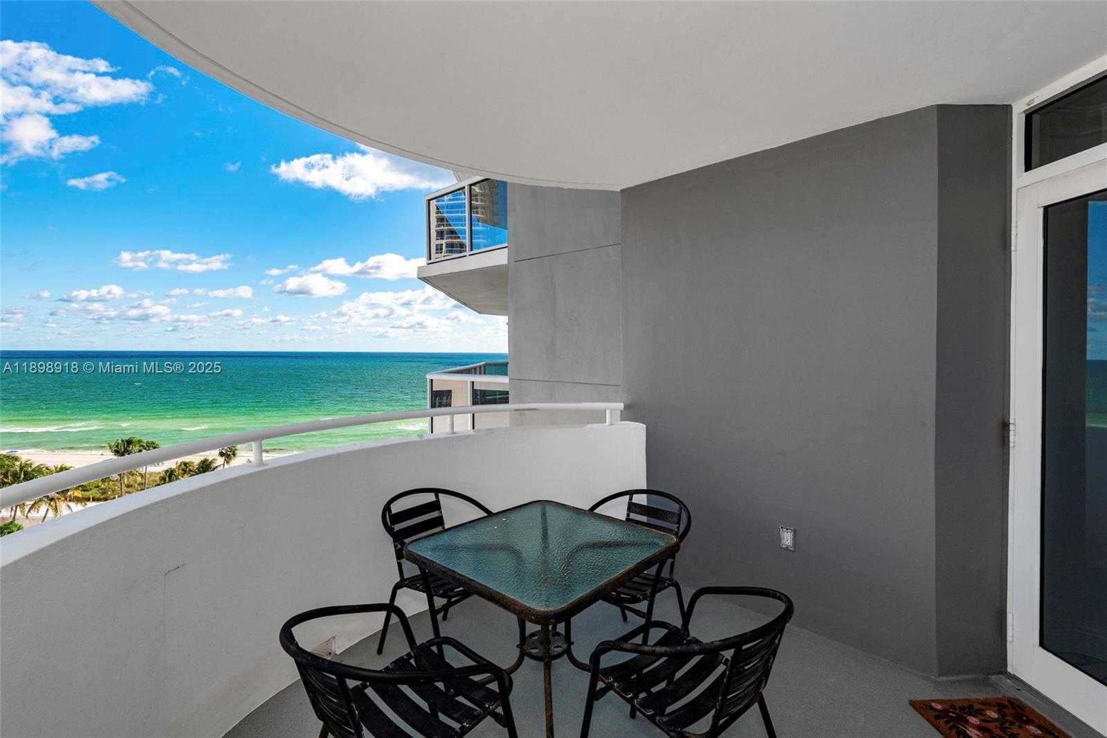 Small Image of 6301 COLLINS AVE #1107, Miami Beach Number 11
