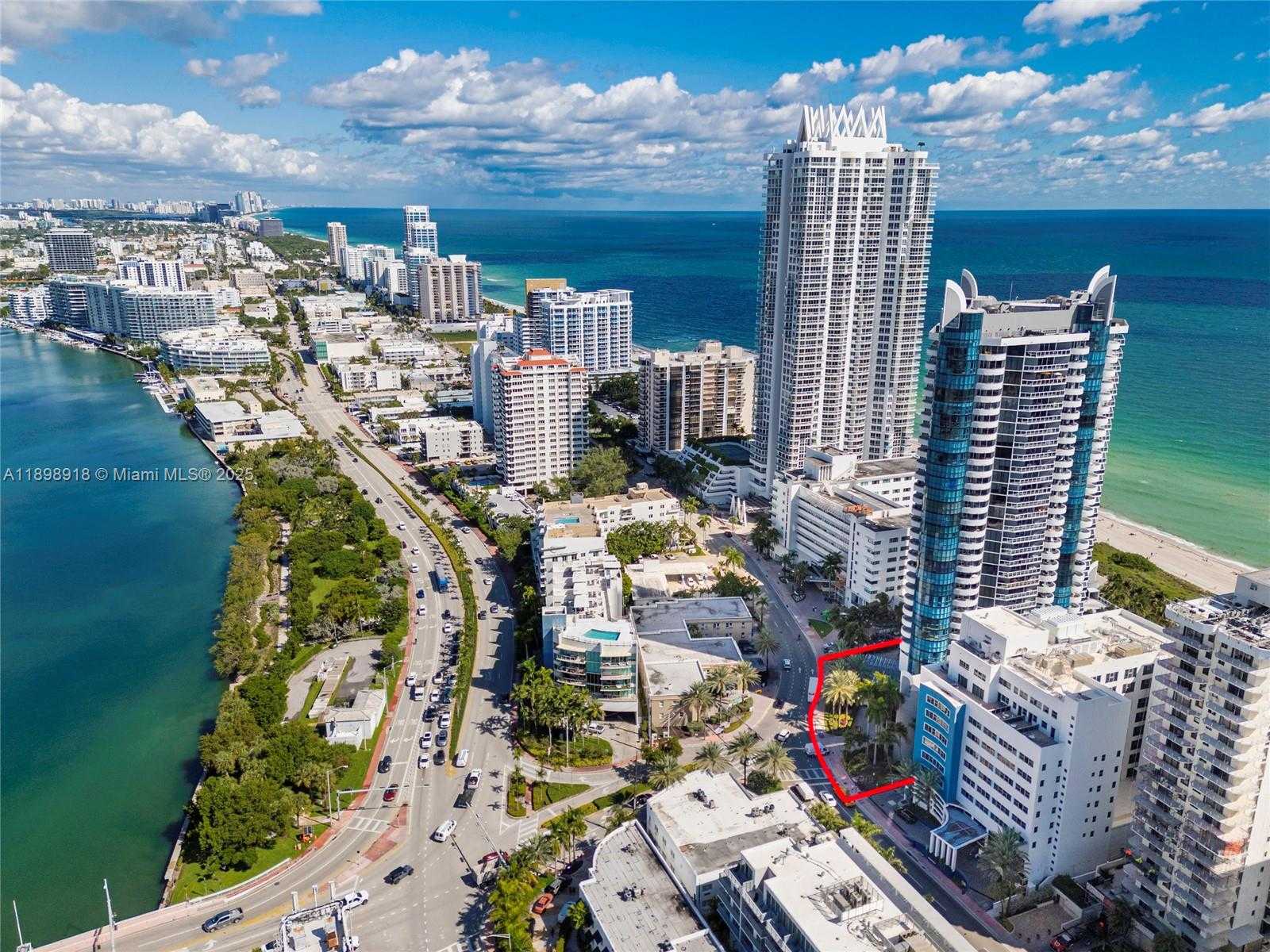 Small Image of 6301 COLLINS AVE #1107, Miami Beach Number 18