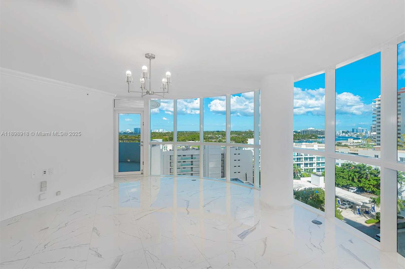 Small Image of 6301 COLLINS AVE #1107, Miami Beach Number 28