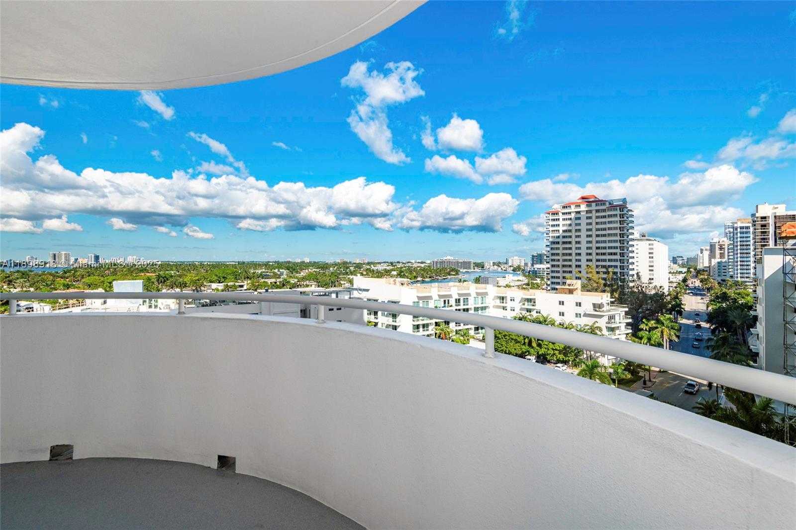 Small Image of 6301 COLLINS AVE #1107, Miami Beach Number 35
