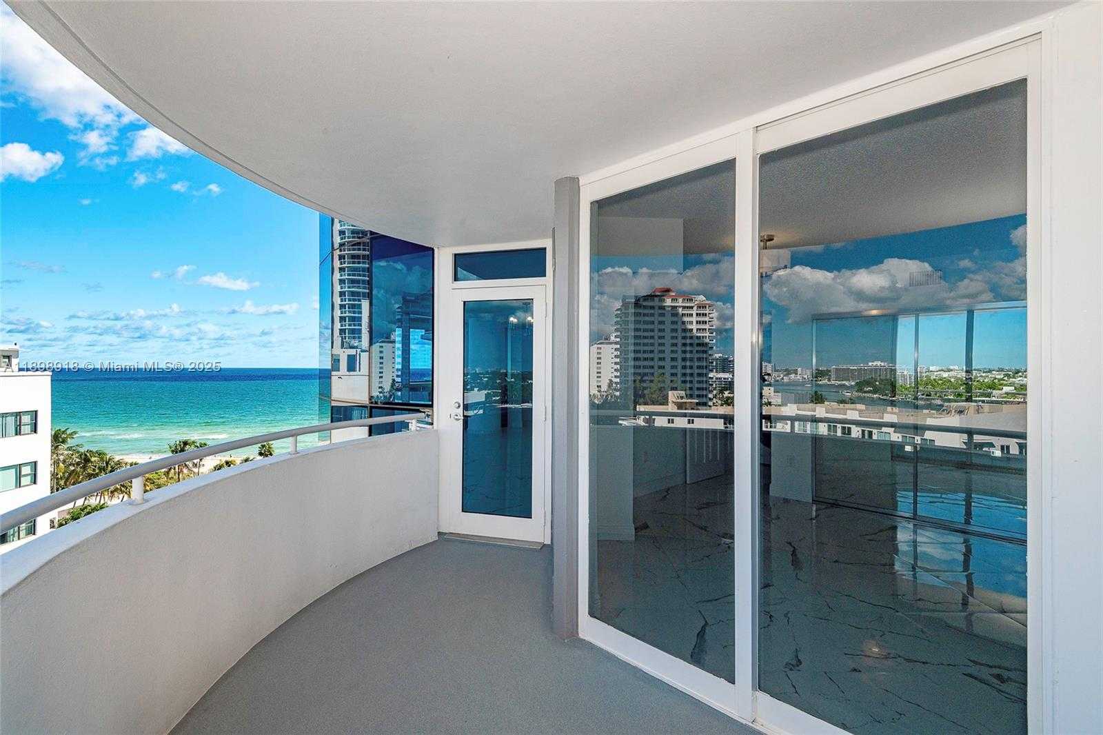 Small Image of 6301 COLLINS AVE #1107, Miami Beach Number 37