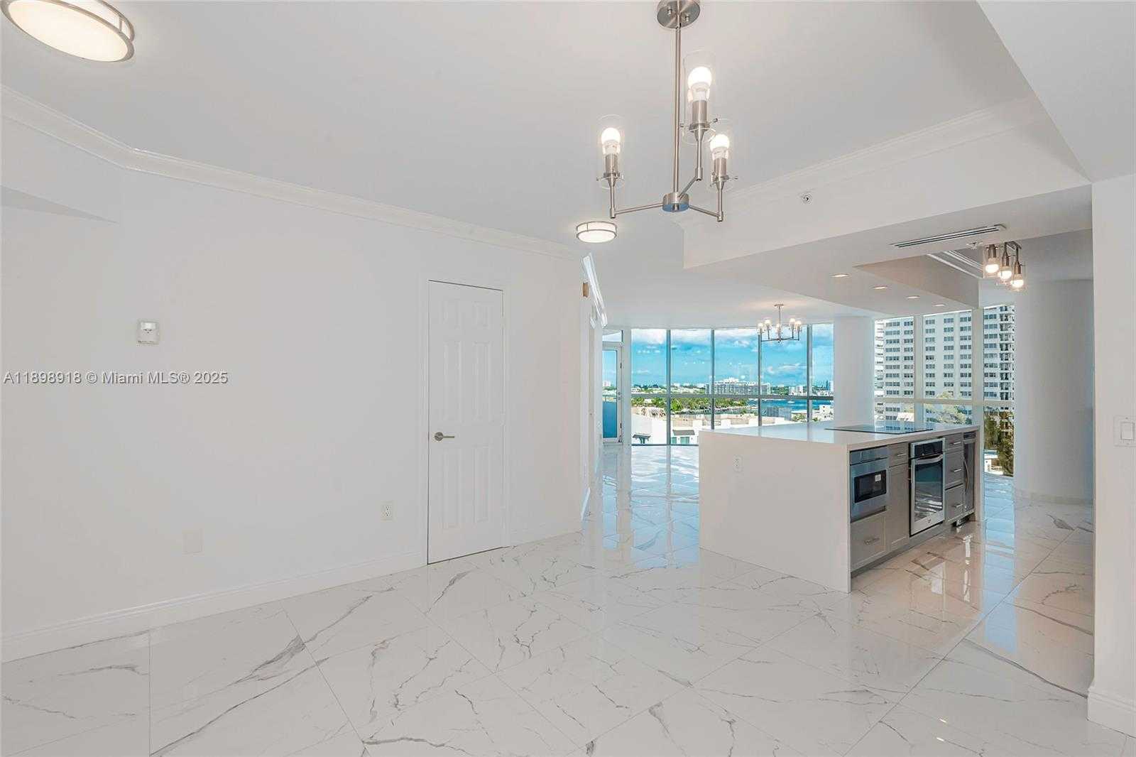 Small Image of 6301 COLLINS AVE #1107, Miami Beach Number 39