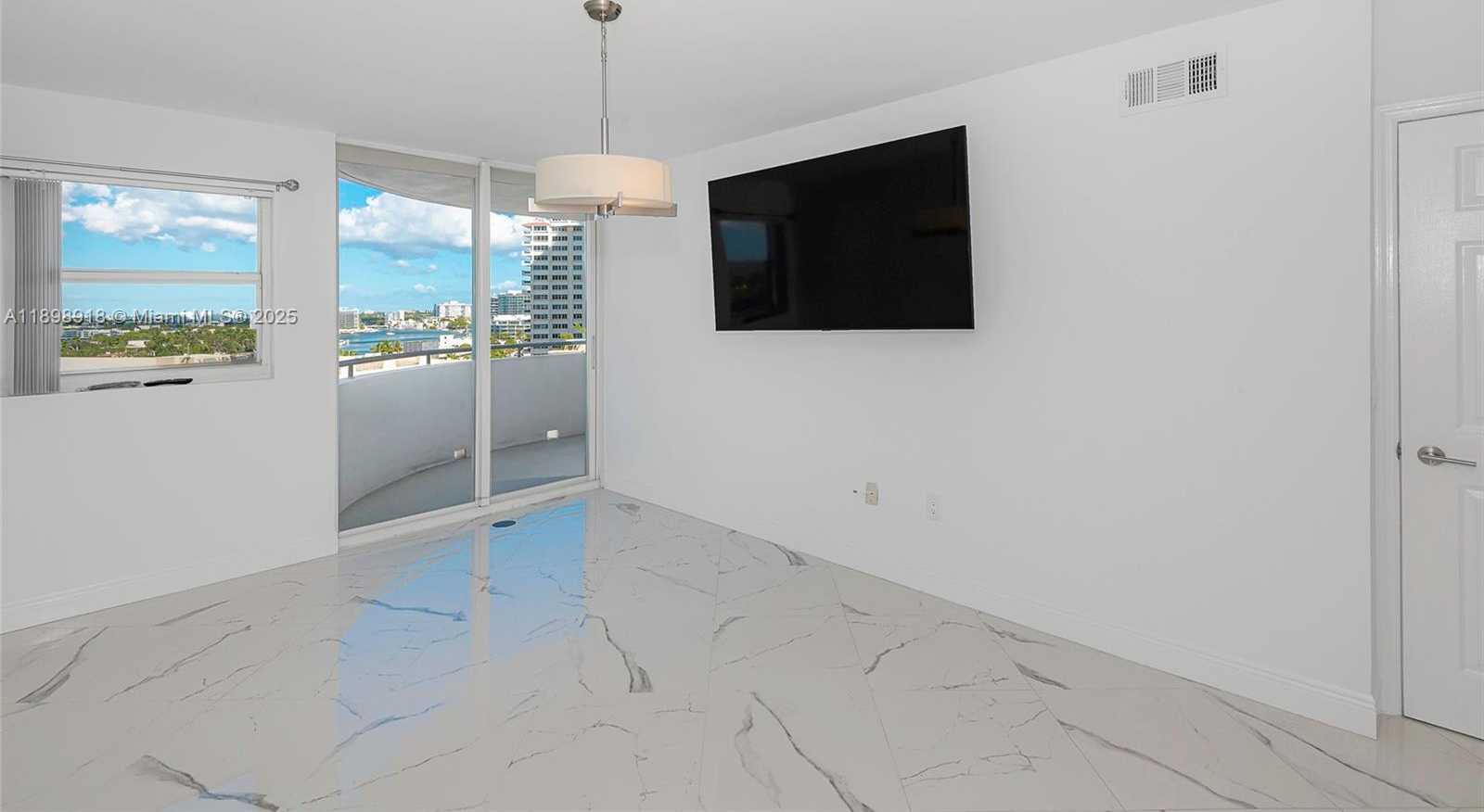 Small Image of 6301 COLLINS AVE #1107, Miami Beach Number 46