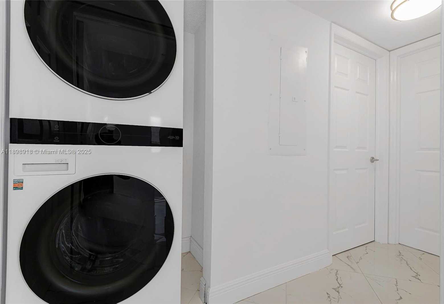 Small Image of 6301 COLLINS AVE #1107, Miami Beach Number 59