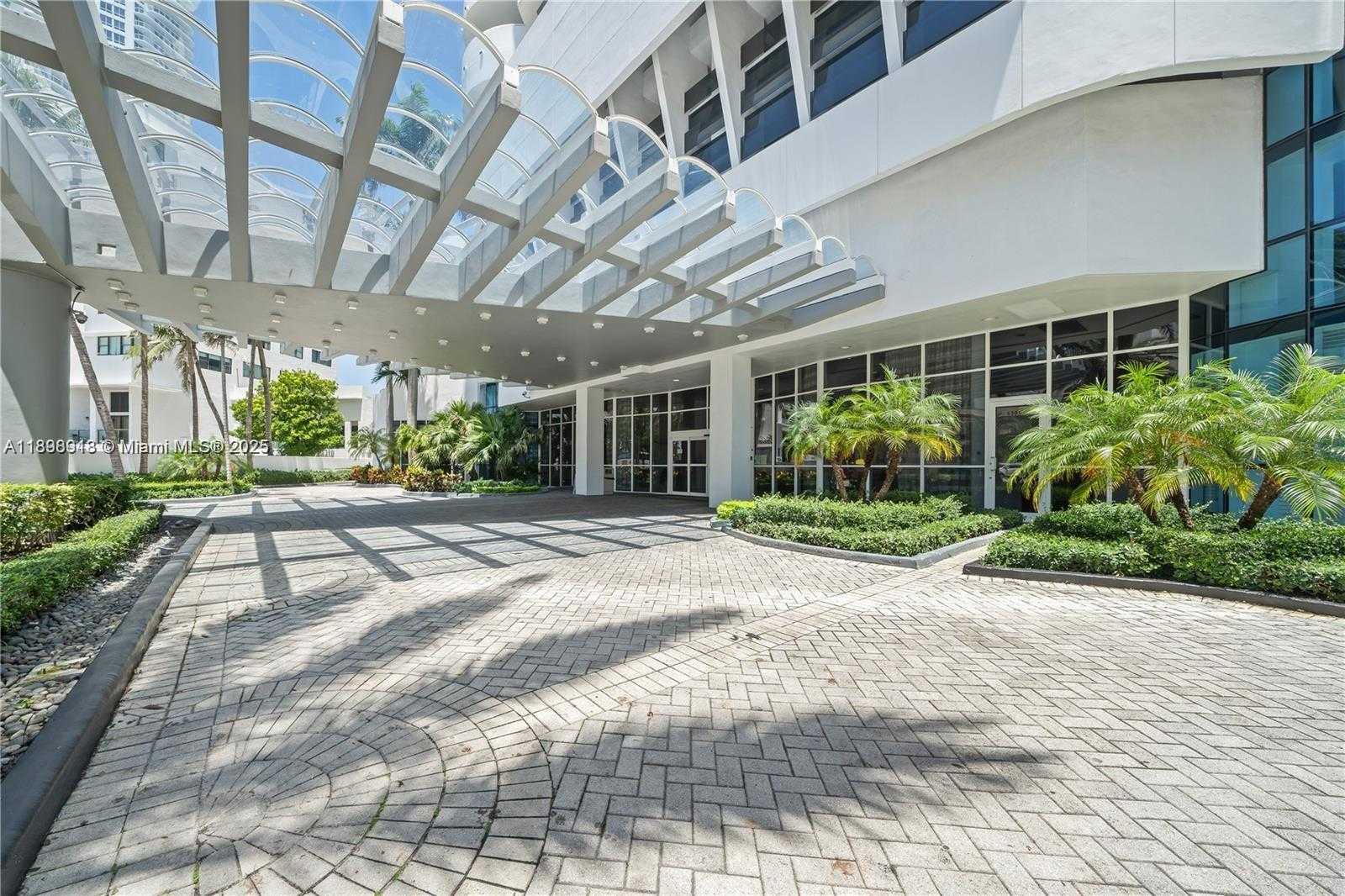 Small Image of 6301 COLLINS AVE #1107, Miami Beach Number 62