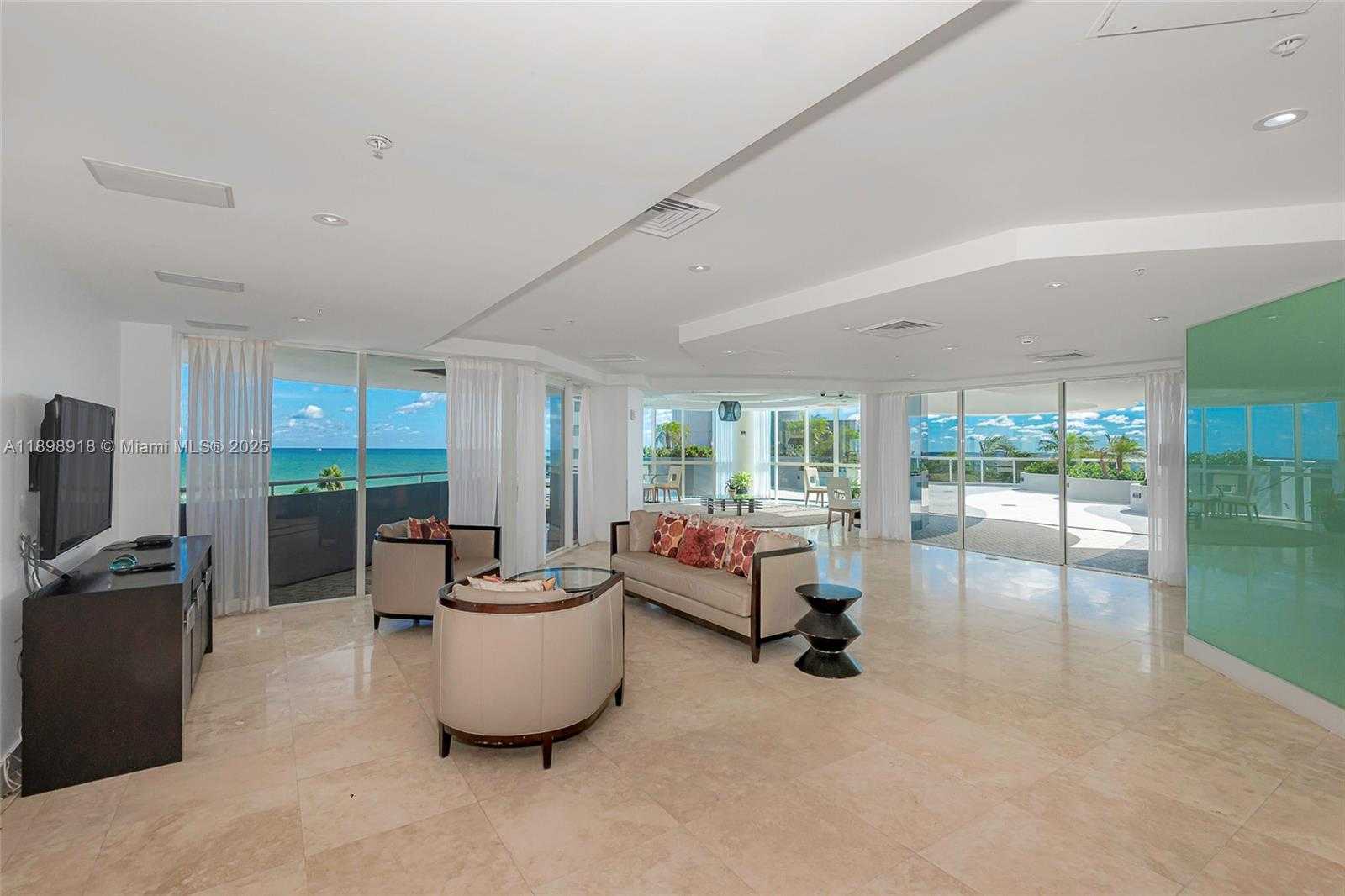 Small Image of 6301 COLLINS AVE #1107, Miami Beach Number 70