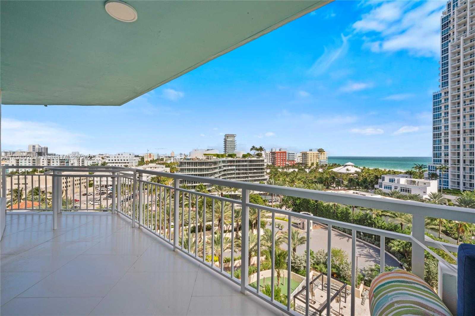 Small Image of 400 SOUTH POINTE DR #910, Miami Beach Number 36
