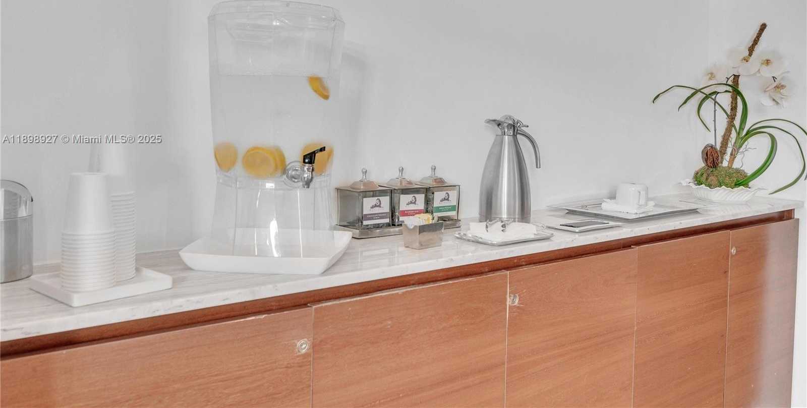 Small Image of 1040 BISCAYNE BLVD #3308, Miami Number 26