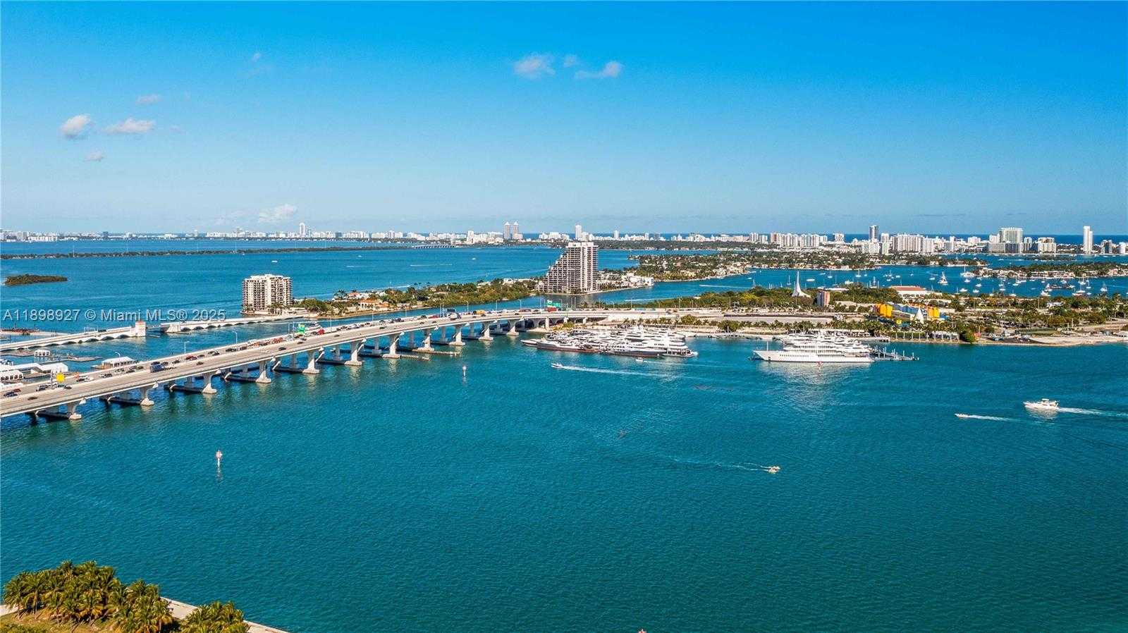 Small Image of 1040 BISCAYNE BLVD #3308, Miami Number 3