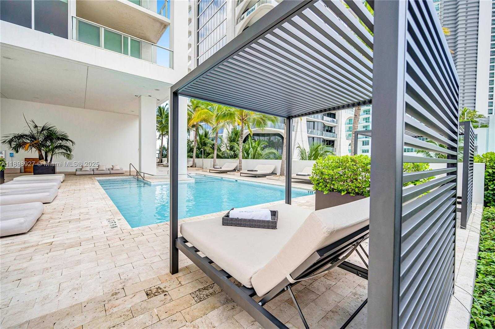 Small Image of 1040 BISCAYNE BLVD #3308, Miami Number 38