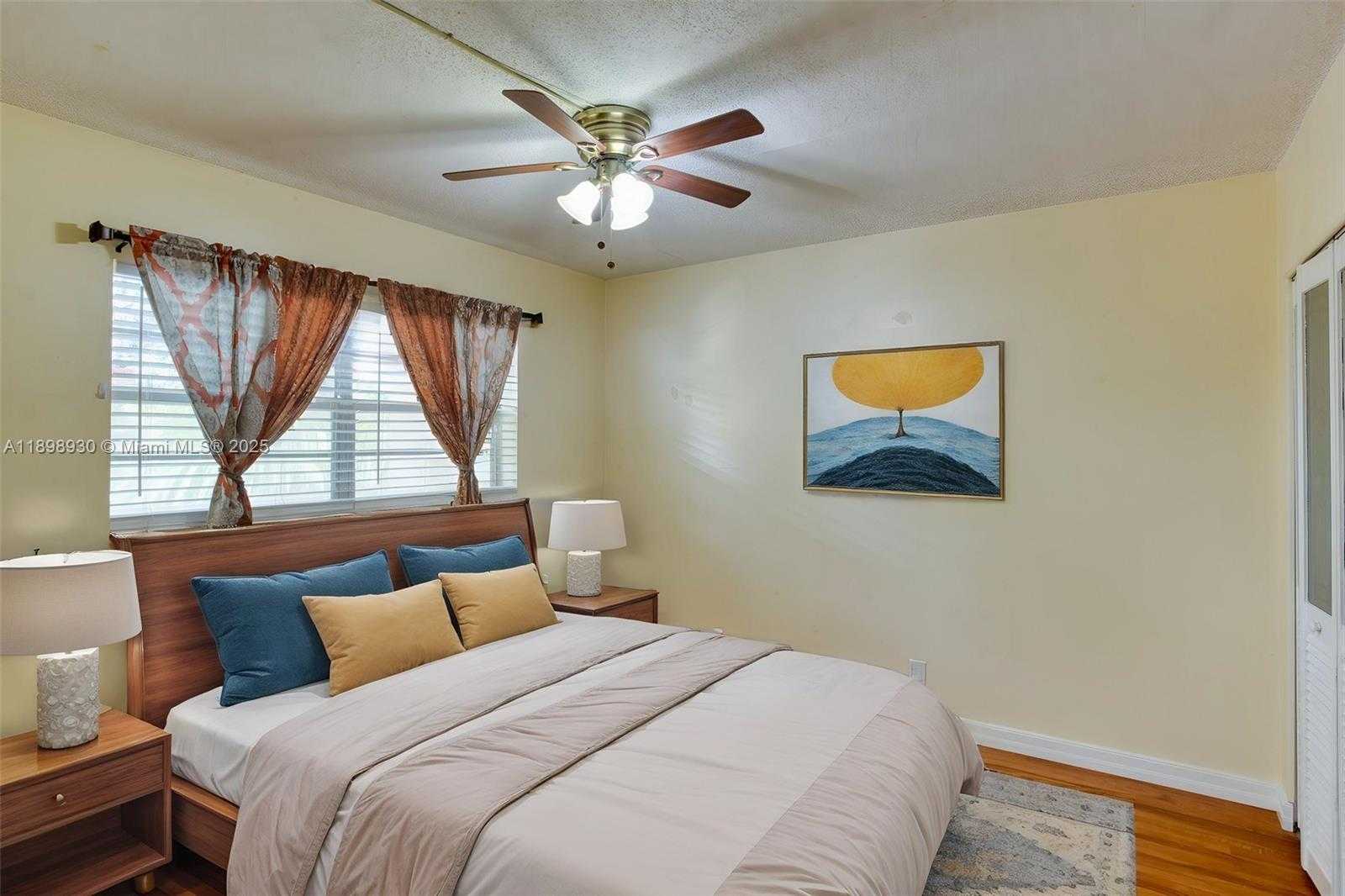 Small Image of 1005 COUNTRY CLUB DR #408, Margate Number 15