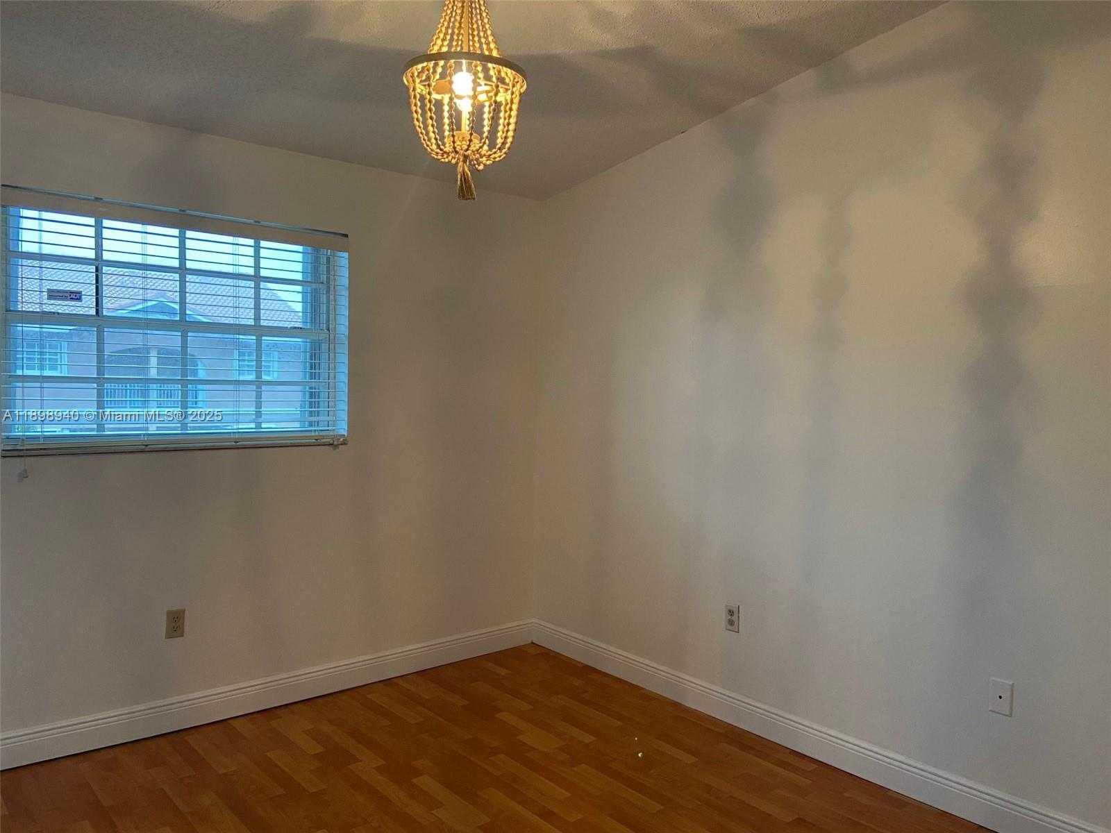 Small Image of 10030 HAMMOCKS BLVD #203-3, Miami Number 8