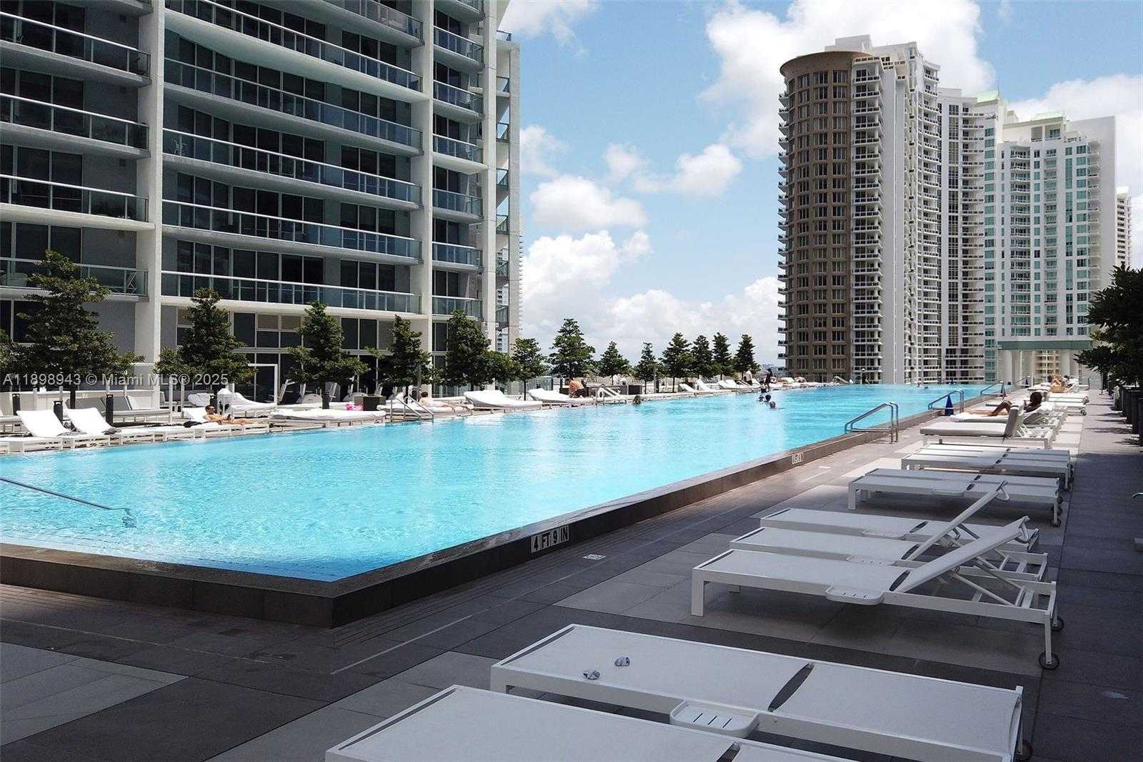 Small Image of 485 BRICKELL AVE #2611, Miami Number 24