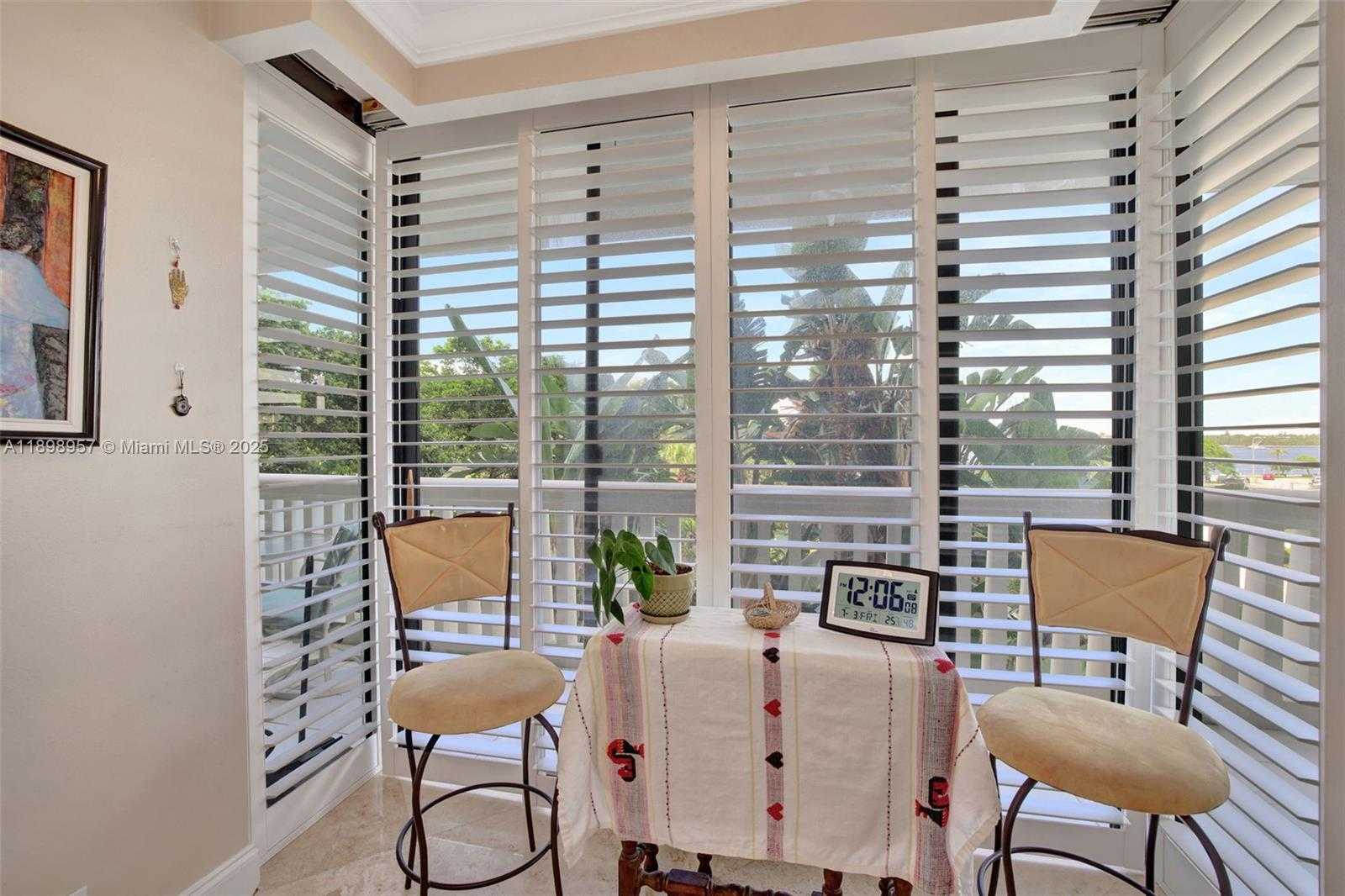 Small Image of 1000 ISLAND BLVD #302, Aventura Number 14