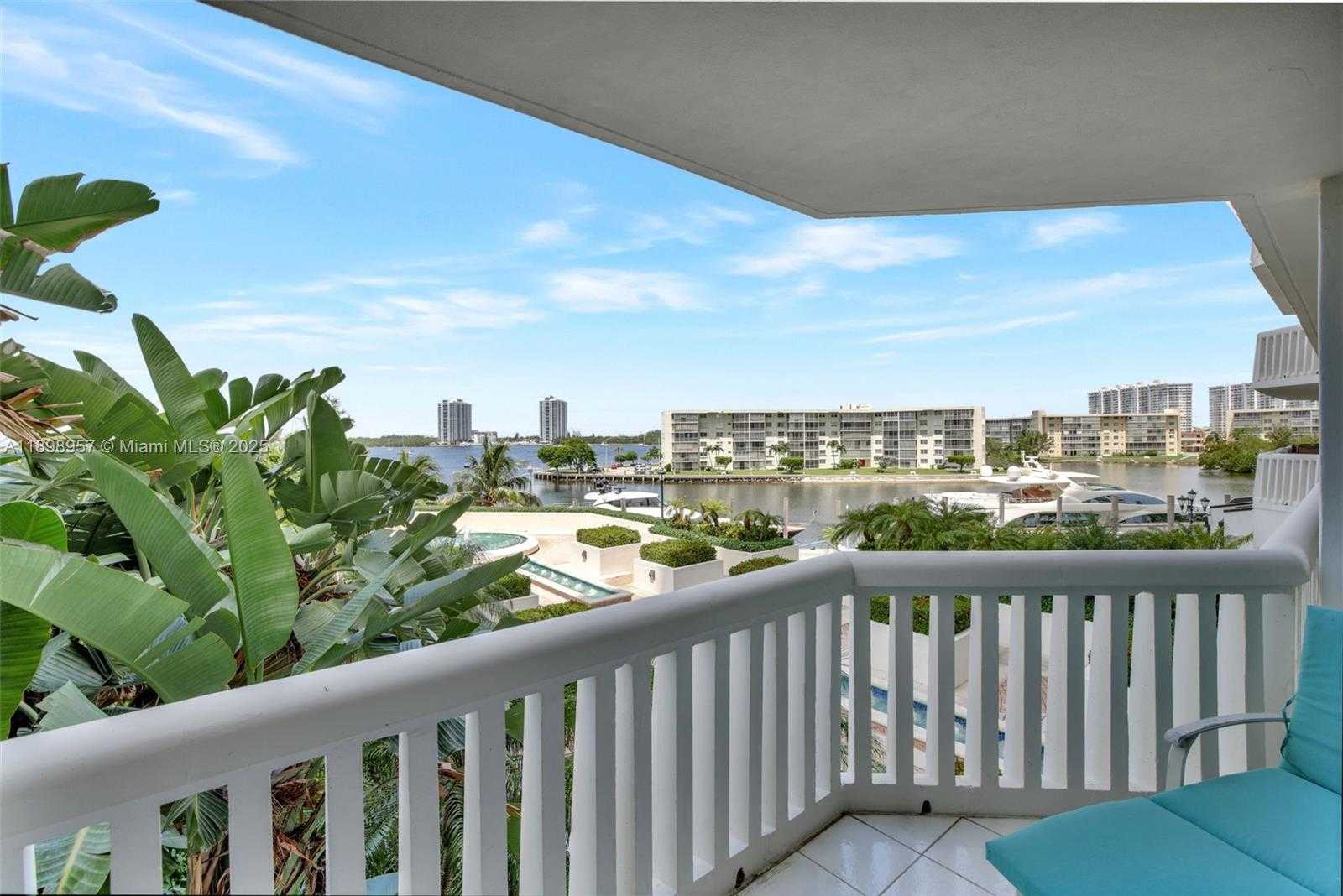 Small Image of 1000 ISLAND BLVD #302, Aventura Number 21