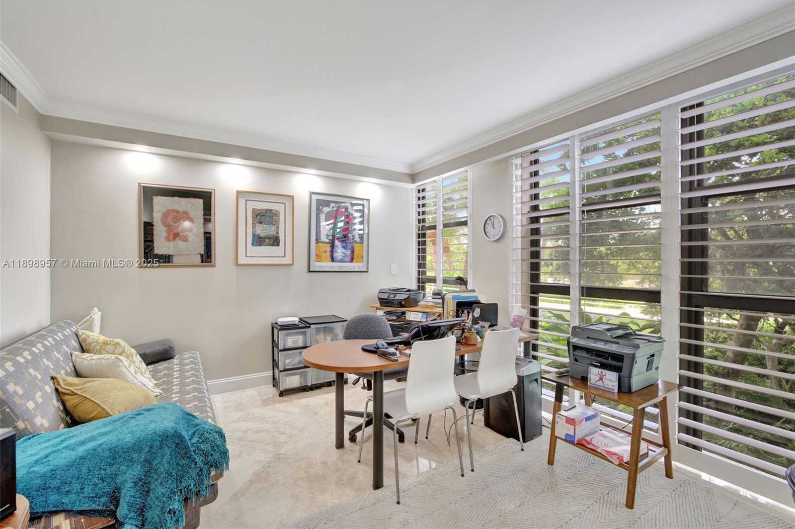Small Image of 1000 ISLAND BLVD #302, Aventura Number 8