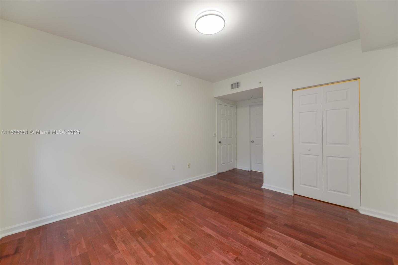 Small Image of 17100 NORTH BAY RD #1614, Sunny Isles Beach Number 27