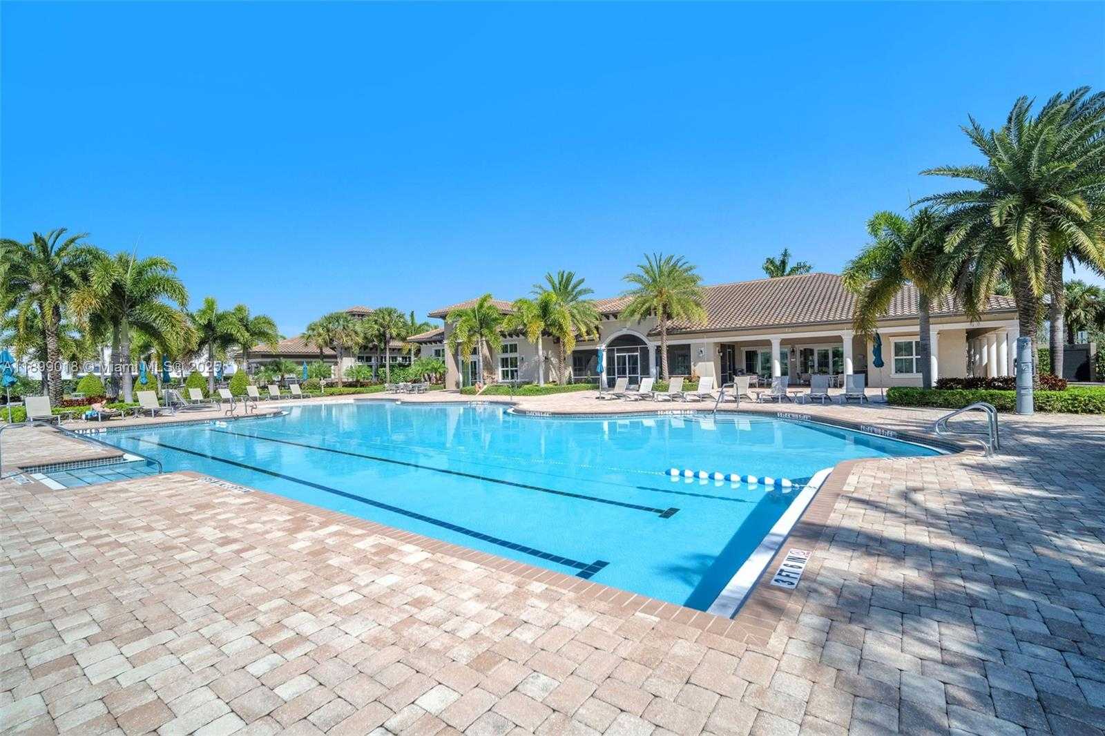Small Image of 1436 SILK OAK DR, Hollywood Number 41