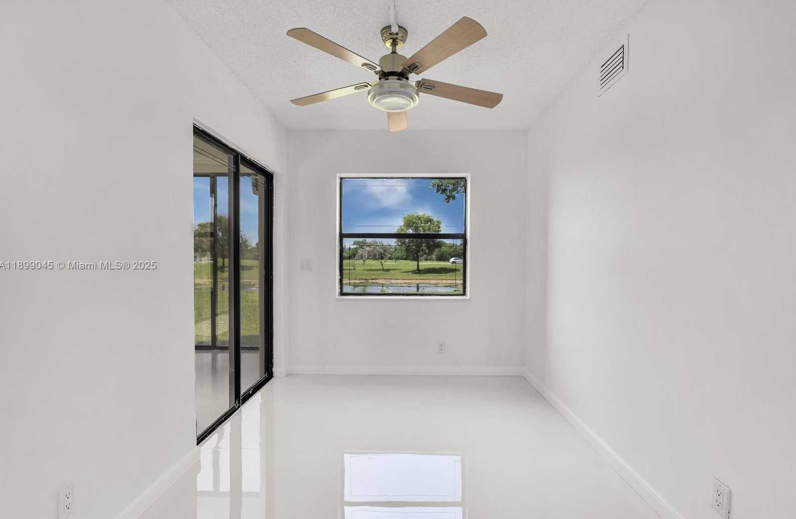 Small Image of 201 FREEDOM CT #201, Deerfield Beach Number 11