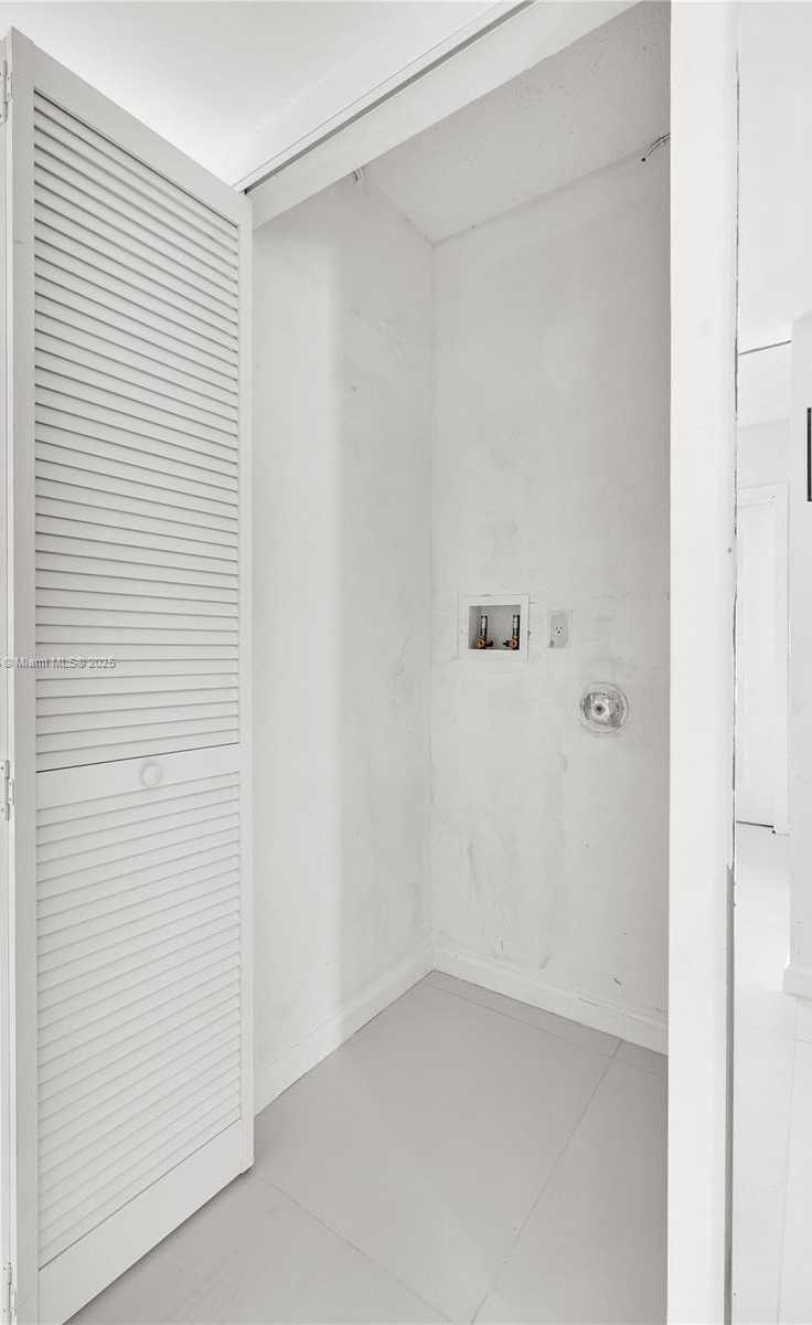 Small Image of 201 FREEDOM CT #201, Deerfield Beach Number 21