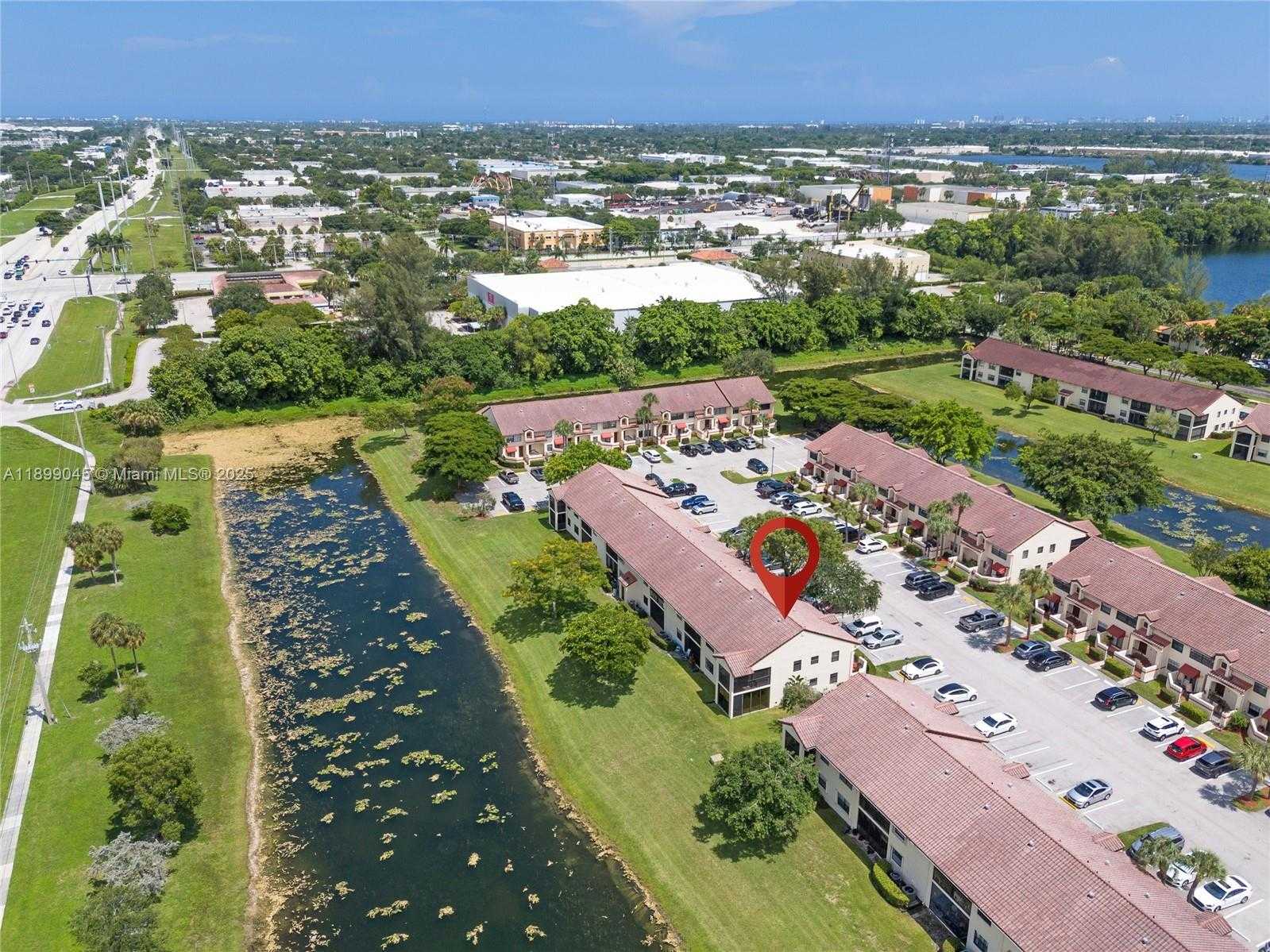 Small Image of 201 FREEDOM CT #201, Deerfield Beach Number 29